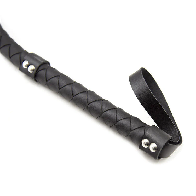 Sexy Black Leather Flogger with Nails & Tassels – BDSM Bondage Whip - Image 3